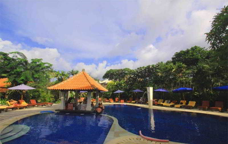 Puri Raja Hotel Legian Exterior foto